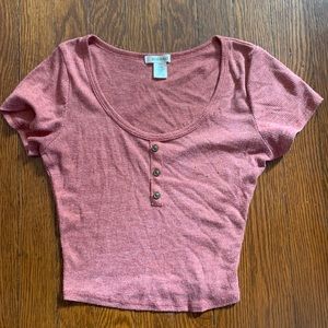 Cropped fitted t shirt